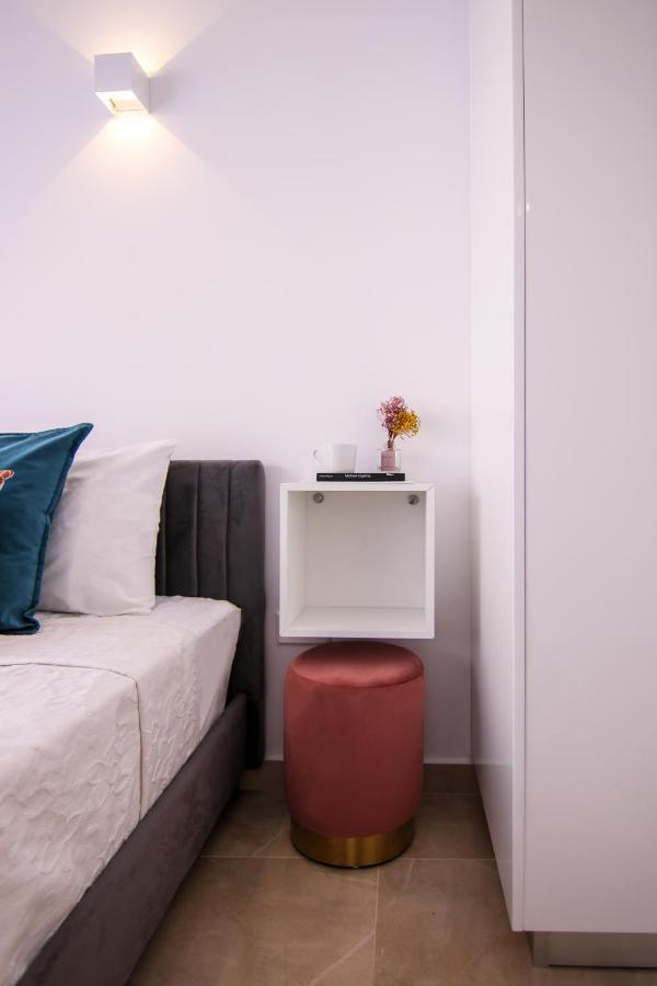 Phaedrus Living: Luxury Maisonette Lighthouse 60 Paphos Esterno foto