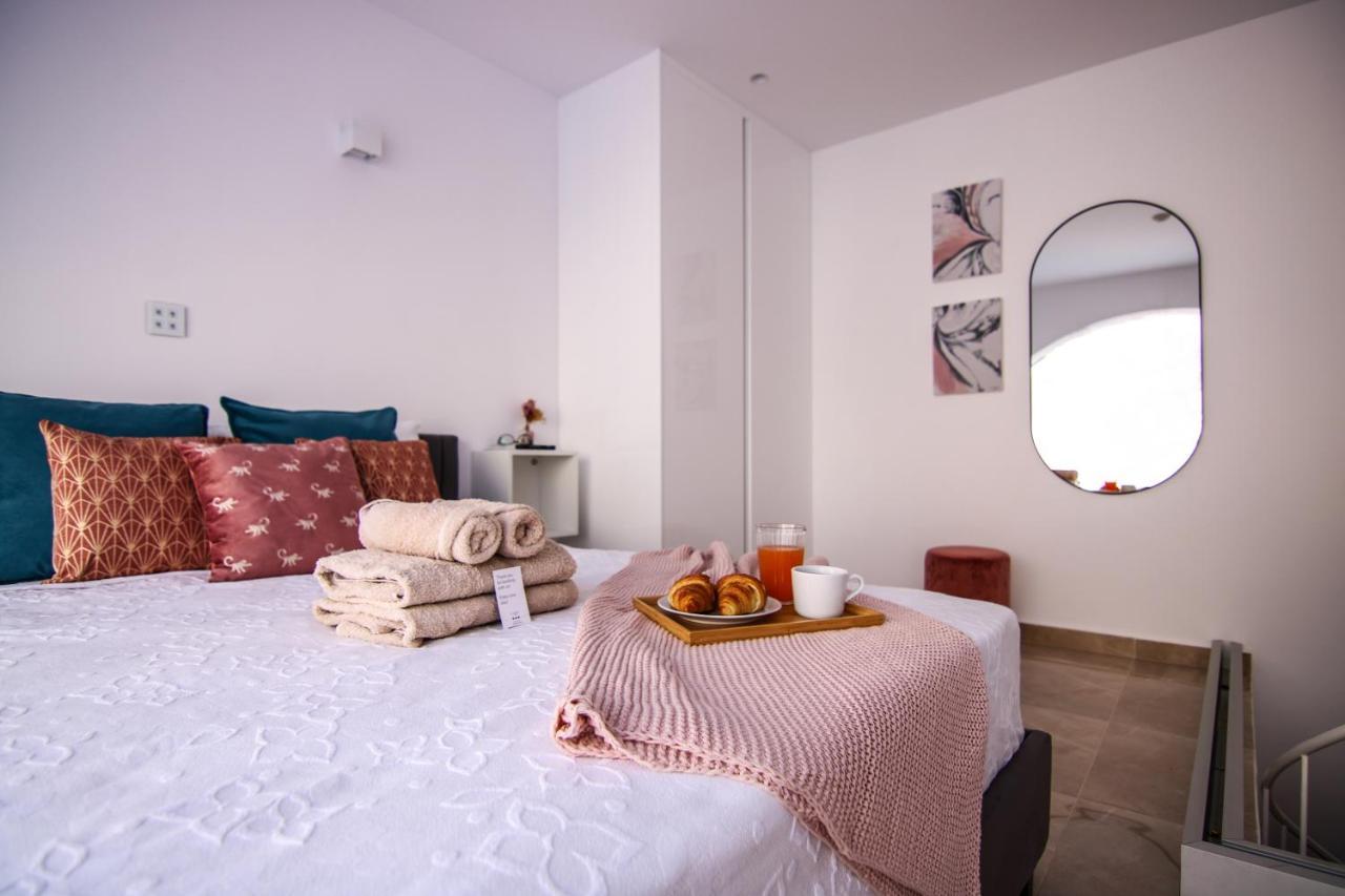 Phaedrus Living: Luxury Maisonette Lighthouse 60 Paphos Esterno foto