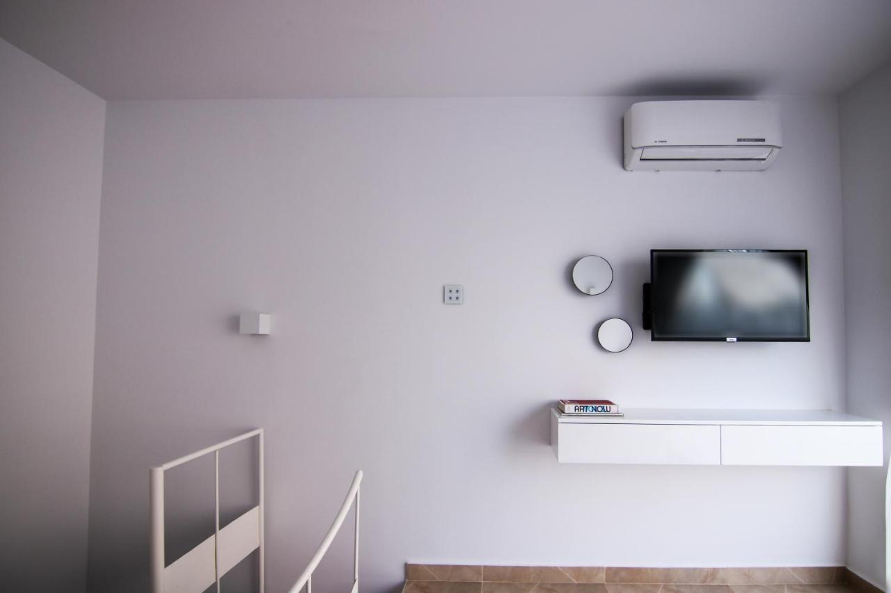 Phaedrus Living: Luxury Maisonette Lighthouse 60 Paphos Esterno foto